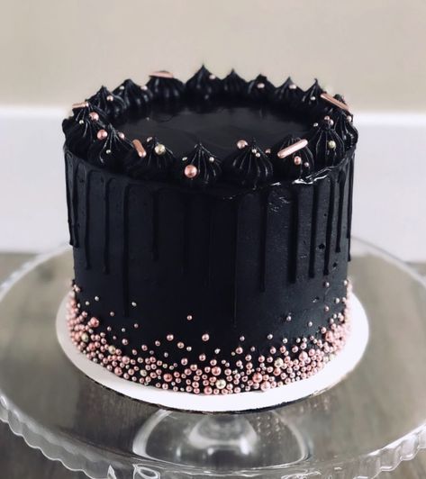 Matte Black Birthday Cake, Rose Gold And Black Cake Birthday, Black White And Pink Cake, Birthday Cakes 18th Girl, Black Birthday Cake For Women, Black 40th Birthday Cake, Black And Rose Gold Cake, Black 30th Birthday Cake, Black Birthday Cake Aesthetic