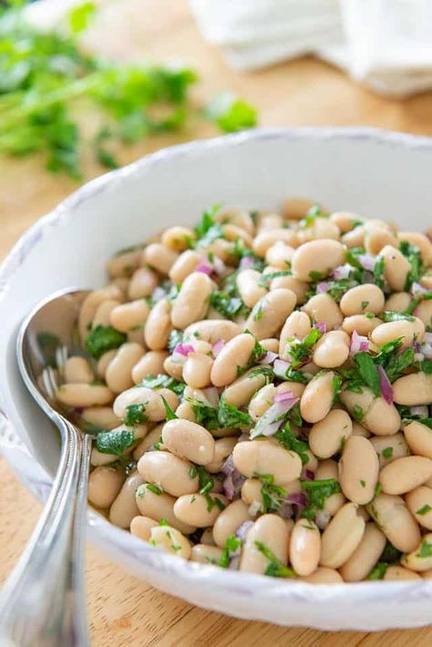 Bean Salad Recipes Healthy, White Bean Salad Recipes, 5 Minute Recipe, Cannellini Beans Recipes, Cannellini Bean Salad, Salad With Lemon, 5 Minute Meals, White Bean Salad, Salad Easy