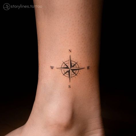 Small Compass Tattoo Women, Travel Compass Tattoo, Tiny Compass Tattoo, Feminine Compass Tattoo Design, Wanted Tattoo, Compass Tattoo Feminine, Tattoo Friendship, Compas Tattoo, Feminine Compass Tattoo