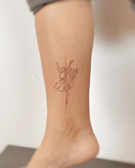 Minimalist Ballerina Tattoo, Ballerina Tattoo Minimalist, Single Line Dancer Tattoo, Fine Line Ballerina Tattoo, Ballet Tattoo Ideas, Ballet Tattoo Minimalist, Ballet Dancer Tattoo, Trumpet Tattoo, Ballet Tattoo