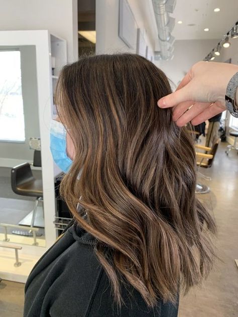 Winter Hair Inspo For Brunettes, Ashley Park Hair, Brunette Hair With Subtle Highlights, Summer Dark Hair, Natural Highlights For Brown Hair, Light Brunette Hair Color, Light Brunette Hair, Brown Hair Inspiration, Warm Balayage