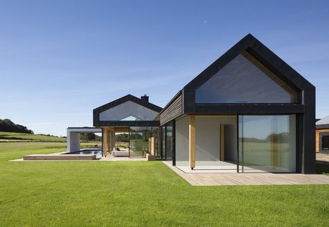 Wood Farm Minimalist Window, Farm Buildings, Villa Design, Indoor Outdoor Living, The Ranch, Architectural Elements, Design Architecture, Penthouse, Modern Architecture