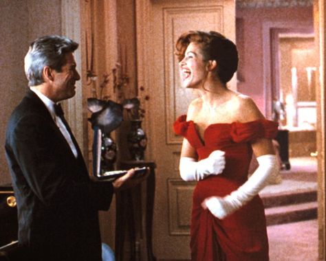 Pin for Later: The 7 Greatest Style Moments From Pretty Woman Pretty Woman Movie, Clive Owen, Meg Ryan, Susan Sarandon, I Love Cinema, Diane Lane, Julie Andrews, Jude Law, Richard Gere