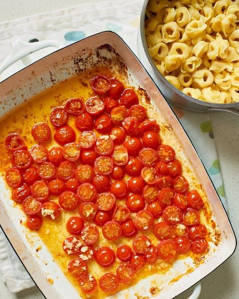 Pasta Tortellini, Pasta And Sauce, Toddler Picky Eater, Vegetarian Pasta Dishes, Tomato Butter, Cherry Tomato Sauce, Roasted Tomato Sauce, Cherry Tomato Pasta, Tortellini Recipes