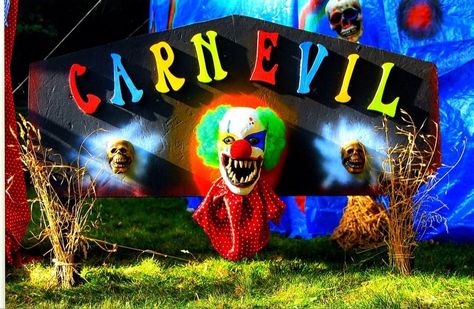 Ha! name of my yearly haunt Carnival Haunted House Ideas, Haunted Circus Decorations Diy, Haunted House Themes, Evil Carnival, Clown Room, Halloween Carnevil, Twisted Circus, Scary Carnival, Clown Carnival