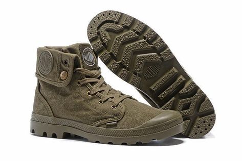 Army Green Sneakers, Palladium Pampa Hi, Mens Designer Boots, Ankle Boots Lace, Palladium Boots, Blue Trainers, Green Sneakers, Breathable Sneakers, Martin Boots