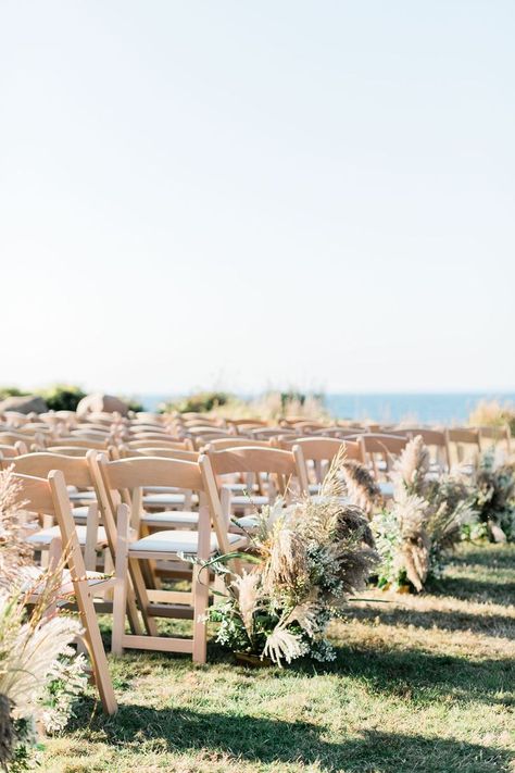 📸: Cadence Kenny 📋: Duke + Van Deusen 💐: Sag Harbor Florist 📍: Kontokosta Winery Long Island Wedding Venues, Long Island Wedding, Waterfront Wedding, Winery Wedding, Tent Wedding, Sag Harbor, Island Wedding, Winery Weddings, Long Island