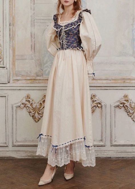 Gaun Abad Pertengahan, Fair Outfits, Old Fashion Dresses, Fairytale Dress, Fantasy Dress, Historical Dresses, Mode Inspo, Fantasy Fashion, Fancy Dresses