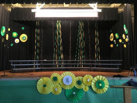 Auditorium decorations Graduation Auditorium Decoration Ideas, Auditorium Decoration Ideas For School, School Auditorium Decoration Ideas, School Function Stage Decoration, Stage Decorations For College Fest, Fest Decoration Ideas College, Stage Decoration Ideas For College Fest, Stage Decorations For School, Graduation Stage Decorations