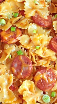 One Pot Kielbasa, Kielbasa Pasta, Kielbasa Recipes, One Pot Dinners, God Mat, Kielbasa, Sausage Recipes, Tortellini, Shrimp Recipes