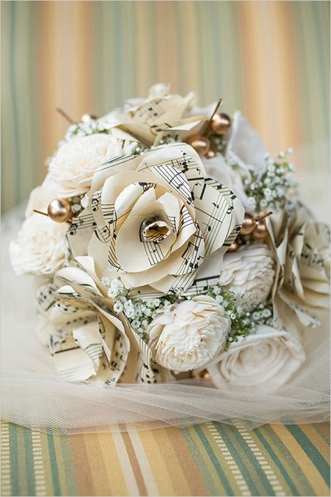 Music paper flower bouquet @weddingchicks Music Flower, Music Themed Wedding, Music Crafts, Music Paper, Paper Bouquet, Paper Flower Bouquet, New Orleans Wedding, Musical Notes, Music Themed