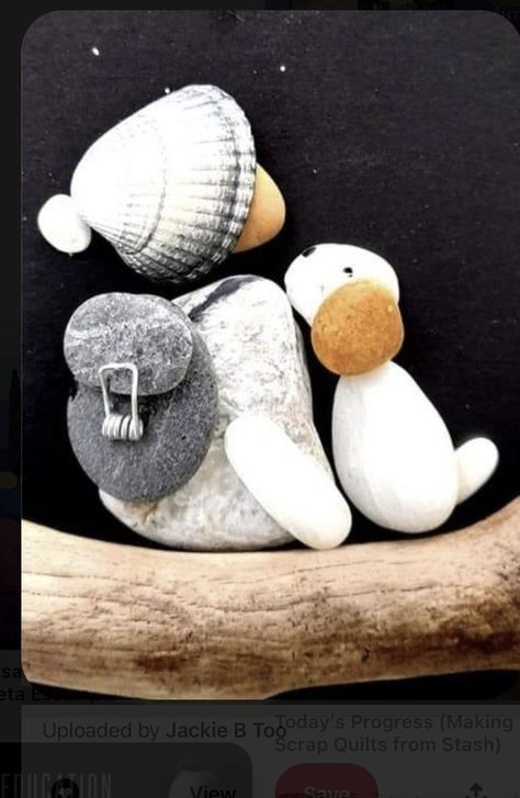 Dog Shell Art, Tumbled Rocks Crafts, Rock Art Ideas River Stones Diy Projects, Pebble Art Ideas Inspiration, Pebble Art Ideas, Rock Art Ideas, Sand Creations, Stones Craft, Walnut Shell Crafts