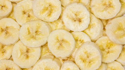 Getting characteristic flavours like banana which lasts for a long time in processed food can be a challenging task (Credit: Getty Images) Waffle Recipe Easy, Banana Ice Cream Sandwich, Recipes Waffles, Banana Shampoo, Banana Nut Oatmeal, Homemade Waffle, Sliced Banana, Waffle Iron Recipes, Banana Waffles