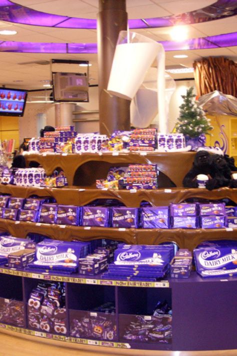 Cadbury World Birmingham, Birmingham Christmas, Birmingham Restaurants, Cadbury World, Cardiff University, Chocolate Dreams, Birmingham Uk, Dairy Milk, Where To Shop