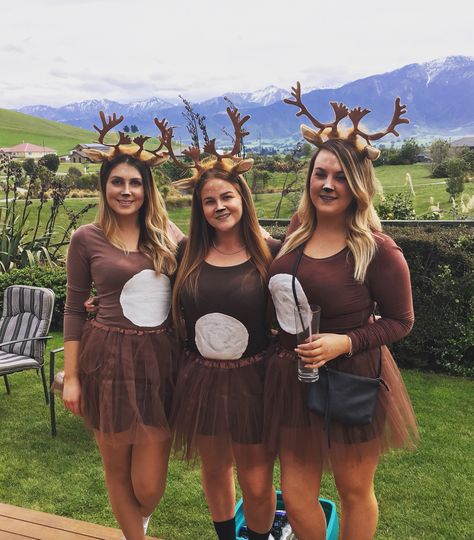 Deer makeup and costume seafest'16 Cute Deer Halloween Costumes, Women’s Deer Costume Ideas, Womens Doe Costume Diy, Deer Custom Halloween, Rudolph Costume, Diy Deer Costume, Deer Ans Hunter Halloween Costume, Dear Costume, Deer Makeup