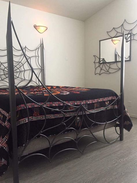 Spider Webs: Spider Web Bed Frame. Goth Asethic Bedroom, Gothic Vanity, Gothic Decor Bedroom, Gothic Room, Gothic Bedroom, Gothic Furniture, Dark Home Decor, Goth Home Decor, Spider Webs