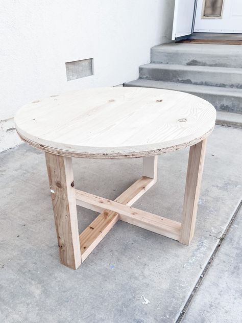 Round Coffee Table Diy, Plunge Router, Coffee Table Base, Kreg Jig, Simple Coffee Table, Pocket Hole Screws, Coffee Table Farmhouse, Diy Holz, Diy Coffee Table