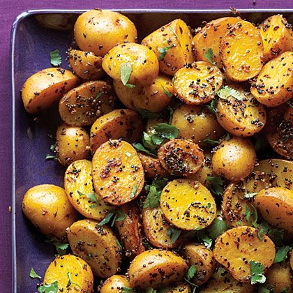 Indian Potatoes, Mustard Recipes, Homemade Mustard, Mustard Plant, Black Mustard Seeds, Yellow Mustard Seeds, Mustard Recipe, Gold Potatoes, Veggie Tales