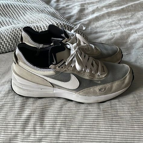 Nike Waffle Ones Men’s Size 8.5 White/Grey/Beige Nike Waffle One Outfit Men, Nike Waffle One Outfit, Aesthetic Hombre, Nike Waffle One, Nike Waffle, Grey Beige, Grey Nikes, Grey And Beige, Nike Zoom