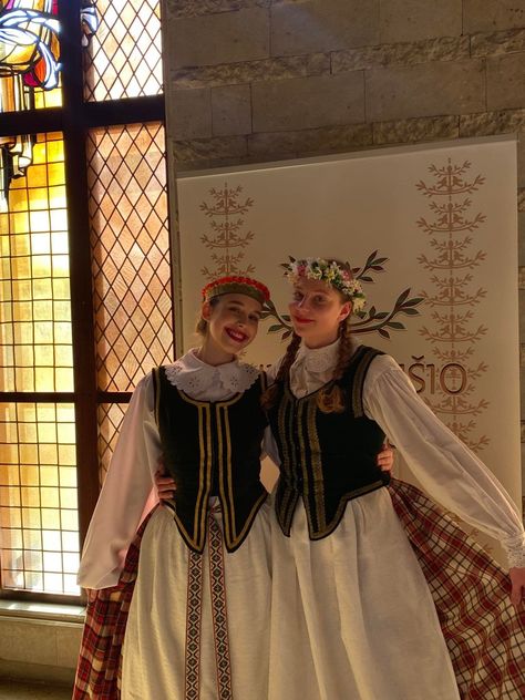 Lithuania Traditional Clothing, German Culture Aesthetic Clothes, Europe Traditional Clothes, Latvian Traditional Clothing, Lithuanian Traditional Clothing, Polish Traditional Clothing, Slovenian Clothing, Baltic Aesthetic, Lithuanian Traditions