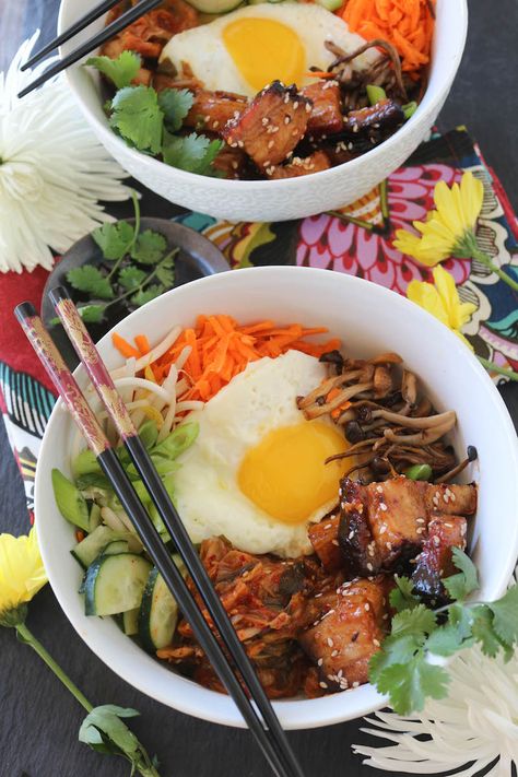 PaleOMG Pork Belly Bibimbap Uc Diet, Rice Pork, Coconut Vinegar, Bibimbap Bowl, Pork Belly Tacos, Bibimbap Recipe, Paleo Ideas, Paleo Pork, Paleo Main Dishes