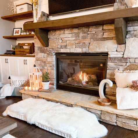 Stone Fireplace With Tile Hearth, Build Stone Fireplace, Stone Fireplace With Insert, Fireplace Surrounds Stone, Fireplace Stoop Ideas, Farmhouse Fireplace Ideas Rustic Stone, Gas Fireplace Stone Surround, Wooden Mantle Stone Fireplace, Fireplace Hearth Ideas Stone