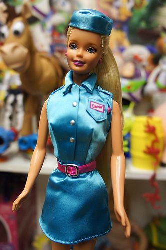 Toy Story 2 Barbie Tour Guide Barbie Costume Toy Story, Tour Guide Barbie Costume, Toy Story Barbie Costume, Iconic Barbie Dolls, Tour Guide Barbie, Iconic Barbie Outfits, Toy Story Barbie, Toy Story Halloween, Barbie Pictures