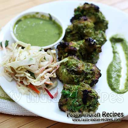 Hariyali Chicken Kabab (Green Chicken Kabab) Recipe Chicken Kabab Recipe, Hariyali Chicken, Chicken Kabab, Kabab Recipe, Green Chicken, Chicken Pieces, Kebab Recipes, Desi Food, Grilled Chicken Recipes