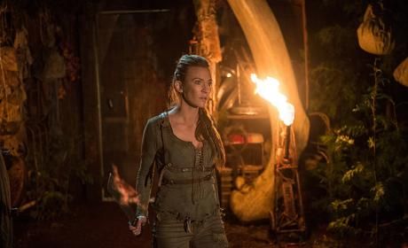 the 100 tv show season 1 | The 100 Season 3 Episode 11: "Nevermore" Photos - TV Fanatic Niylah The 100, Jessica Harmon, The 100 Season 3, The 100 Clexa, Marie Avgeropoulos, Fan Fiction Stories, Superman Lois, The Expendables, Popular Shows