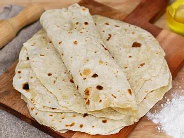 Pizza Snacks, Party Finger Foods, Tortilla Wraps, Keto Bread, Tortillas, Finger Foods, Mexican Food Recipes, Love Food, Baking Recipes