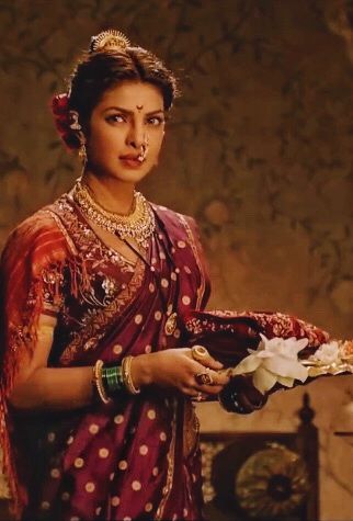 Kashi Bai, Movies Stills, Marathi Saree, Maharashtrian Saree, Bajirao Mastani, Saree Looks, Marathi Bride, Wedding Outfits For Women, Nauvari Saree