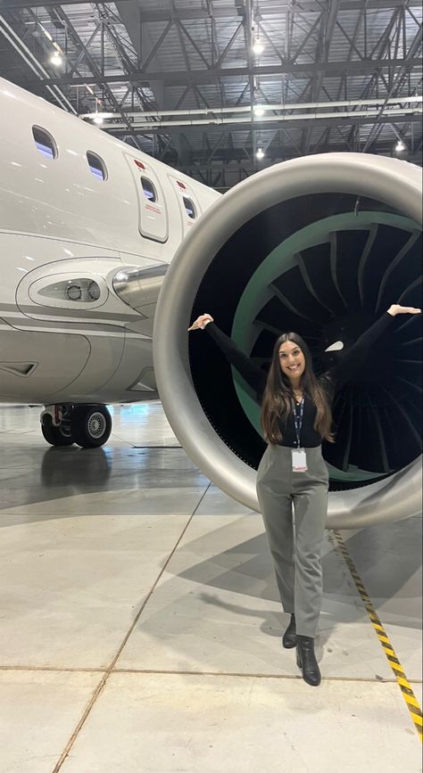 planes, flight attendants, training Flight Attendant Schedule, Air Canada Flight Attendant, Flight Attendant Training, Cabin Crew Training, Job Dream, Cabin Crew, Flight Attendant, Dream Job, Flight