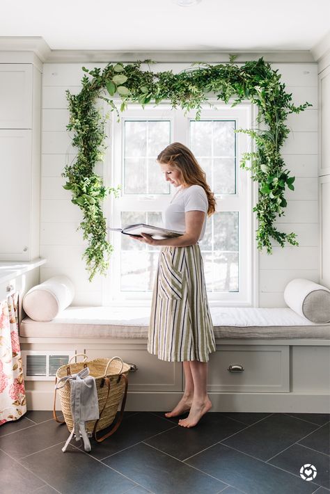 Sometimes simple decor can have the greatest impact. Hanging this garland on the wall above the window adds a show stopping statement to this mudroom area. You could also use it as a table runner, on the mantle in the living room or even over a bedroom window or headboard. Use it for a Christmas centerpiece or just to cheer up your kitchen in the spring. http://liketk.it/2GdJL #liketkit @liketoknow.it Window Garland, Spring Garland, Modern Country Style, Exterior Renovation, Exterior Makeover, Expensive Houses, Dining Nook, Kitchen On A Budget, Spring Home Decor