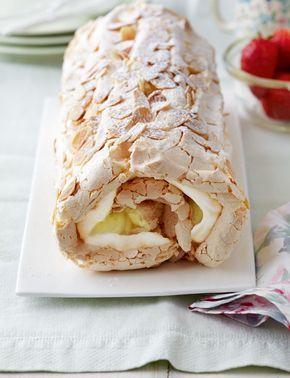 Mary Berry Lemon meringue roulade 341kcal without almonds and with double cream alternative :) Lemon Meringue Roulade, Lemon Roulade, Roulade Cake, Meringue Roulade, Mary Berry Recipe, Berries Recipes, Lemon Desserts, Lemon Meringue, Lemon Recipes