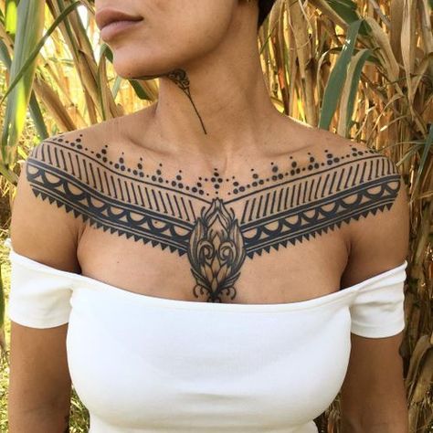 Chest Tattoo Female Upper, Chest Tattoo Girl, Front Shoulder Tattoos, Tattoo Female, Muster Tattoos, Cool Chest Tattoos, Pieces Tattoo, Chest Tattoos, Chest Tattoos For Women