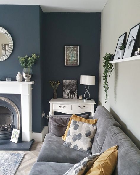 Farrow & Ball Railings remains one of my favourite colours and it works perfectly in my lounge with the contrast of Hardwick White....I just love this corner of my home . Navy And White Living Room, White Sitting Room, Farrow And Ball Living Room, Blue Walls Living Room, Lounge Room Styling, Navy Living Rooms, Feature Wall Living Room, Living Room Wall Color, Blue Living Room Decor