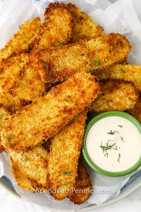 Air fryer fried pickles couldn't be easier to cook. Simple ingredients and a 5 minute frying time, makes crispy browned pickles a simple appetizer worth making! #spendwithpennies #airfryerfriedpickles #friedpickles #appetizer #recipe #easy #panko #keto #simple #homemade Air Fried Pickles, Crispy Dill Pickles, Fried Dill Pickles, Deceptively Delicious, Keto Simple, Deep Fried Pickles, Fried Pickles Recipe, Simple Appetizer, Spend With Pennies