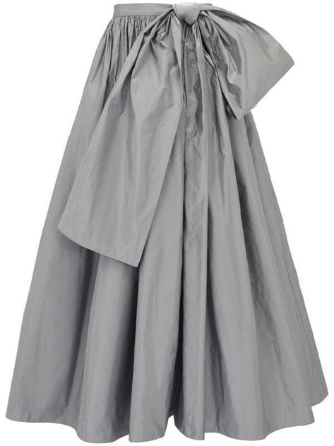 Skirt Silhouettes, Bridesmaid Dresses Ideas, Embellished Midi Skirt, Alexander Mcqueen Clothing, Sequence Work, Dresses Ideas, Modest Fashion Outfits, Sweet Dress, Bow Detail