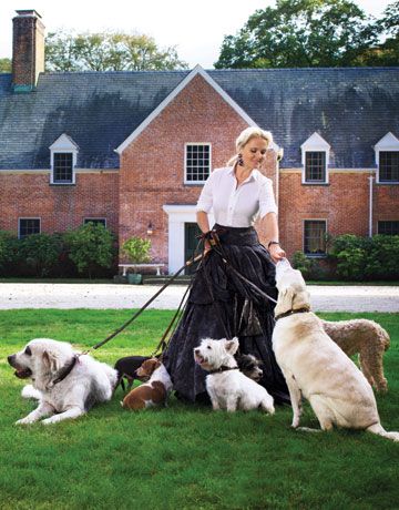 Cernelia Guest at Templeton, RL Black Label shirt, LV skirt, Oscar de la Renta earrings Cz Guest, Cornelia Guest, Old Westbury, Into The West, Fashion Articles, Town And Country, Mans Best Friend, Girls Best Friend, Dog Walking