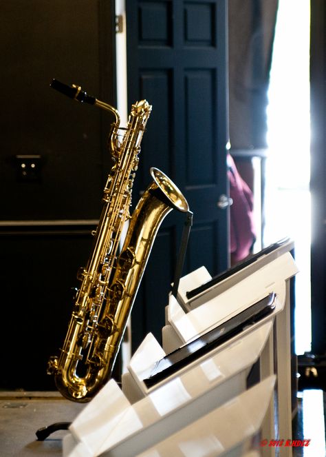 Bari Sax Bari Saxophone Aesthetic, Baritone Saxophone Aesthetic, Saxophone Aesthetic, Bari Saxophone, Bari Sax, Hammond Organ, Baritone Sax, Saxophone Players, Saxophones