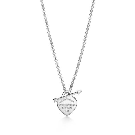 Designer Wishlist, Tiffany Setting, Drop Necklaces, Diamond Drop Necklace, Return To Tiffany, Tiffany Necklace, Heart Pendants, International Jewelry, Heart Tag