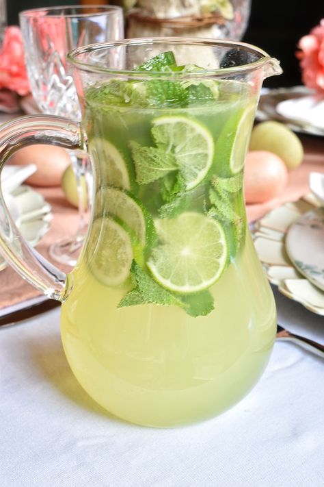 Non Alcoholic Drinks With Mint, Mint Alcoholic Drinks, Vacation Cocktails, Mint Drink, Lime Drinks, Alcohol Free Drinks, Punch Drinks, Drink Recipes Nonalcoholic, Refreshing Drinks Recipes