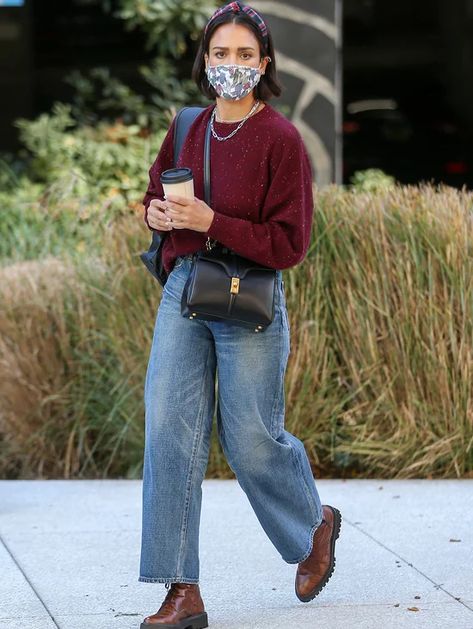 Burgundy Sweater Outfit, Jessica Alba Casual, Back To Blonde, Jessica Alba Outfit, Combat Boot Outfit, Burgundy Knit Sweater, Most Popular Shoes, Jessica Alba Style, Burgundy Outfit