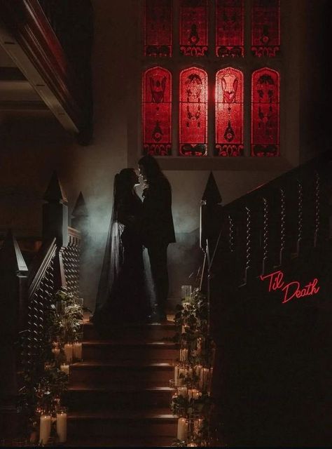 Vampiric Wedding, Alt Couple Aesthetic, Romantic Vampire Aesthetic, Romantic Gothic Aesthetic, Grimm Aesthetic, Dark Academia Wedding, Tattooed Couple, Dark Romantic Wedding, Gothic Wedding Theme