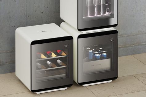 Samsung’s Cube Refrigerator allows you to build your own modular cold-storage | Yanko Design Juice Display, Samsung Home, Appliances Design, Small Refrigerator, Tower Fan, Crate Furniture, Compact Refrigerator, Cold Storage, Smart Appliances