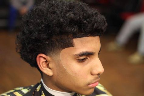 @crispy_jeannie Fade Haircut Curly Hair, Men Fade Haircut Short, Taper Fade Curly Hair, Fade Haircut Styles, Short Hair For Boys, Curly Hair Fade, Edgars Haircut, Drop Fade, Cornrow Hairstyles For Men