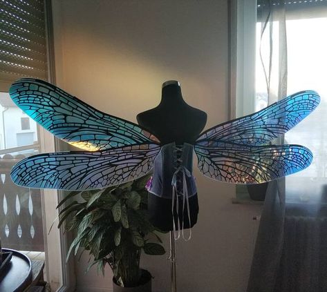 Wings Inspiration, Green Fairy Wings, Fairy Wings Costume, Pixie Wings, Male Fairy, Cosplay Wings, Ren Faire Costume, Diy Wings, Fair Outfits