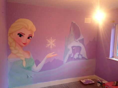 Frozen mural Frozen Mural, Sneakerhead Bedroom, Princess Mural, Best Room Ideas, Disney Wall Murals, Frozen Bedroom, Frozen Room, Room Images, Autumn Room