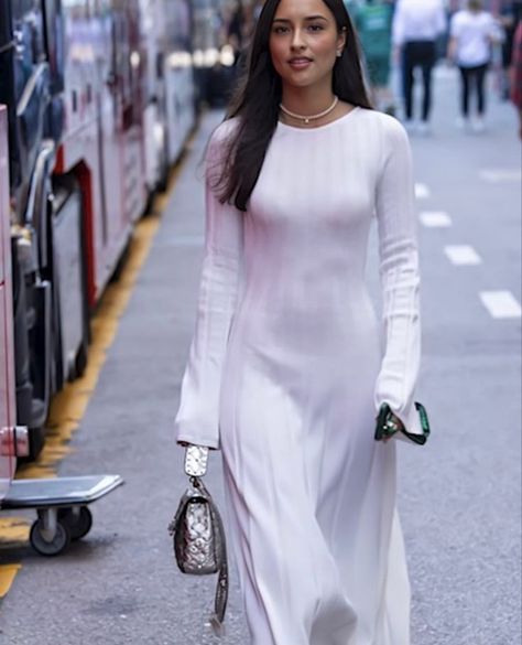 Modest Casual Outfits, Spring Work Outfits, Charles Leclerc, Outfit Inspo Fall, Monte Carlo, Inspirational Women, Cute Fashion, Special Occasion Dresses, Classy Outfits