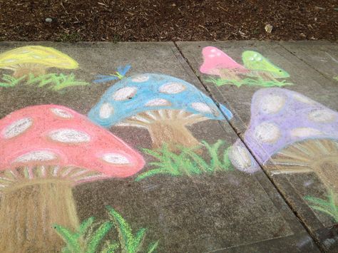 Mushrooms sidewalk chalk Chalk Sidewalk, Street Chalk Art, Chalk Photos, Chalk Activities, Fun Chalk Art, Chalk Design, Chalk Holder, Chalk Wall, Sidewalk Chalk Art